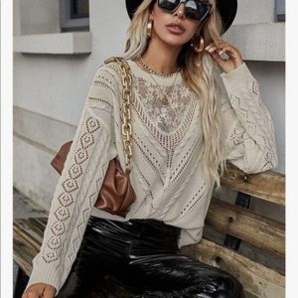 NEW Lace Splice Pullover Sweater Top - Picture 1 of 5